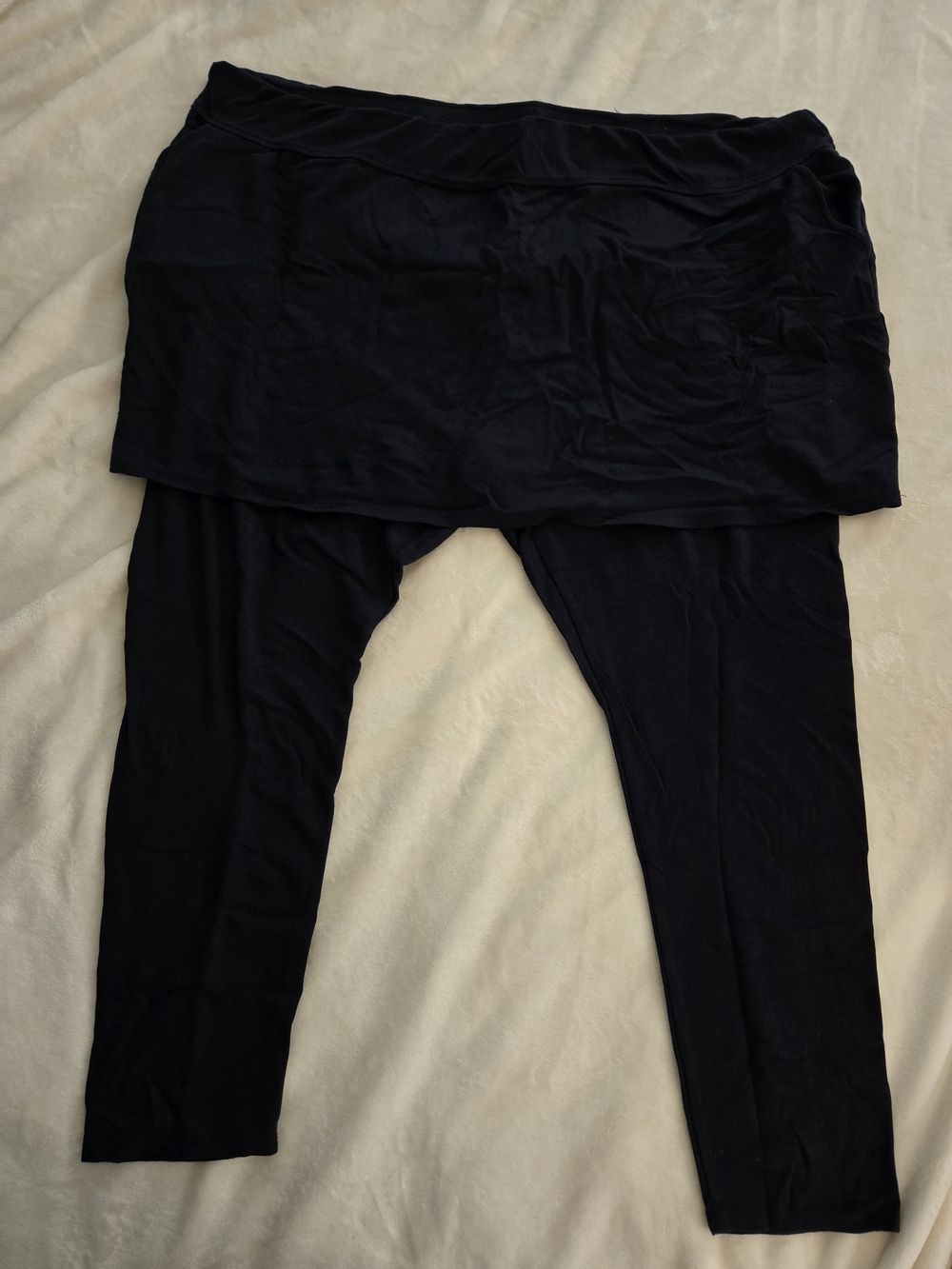 Legacy Dark Navy Skirted Leggings